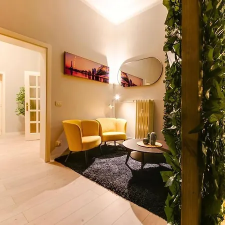 The Garden Centro Storico + Free Parking + Wi-fi *