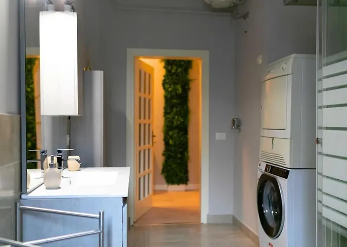 [the Garden] Centro Storico + Free Parking + Wi-fi * Reggio nell'Emilia