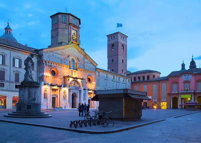 [the Garden] Centro Storico + Free Parking + Wi-fi Appartamento Reggio nell'Emilia